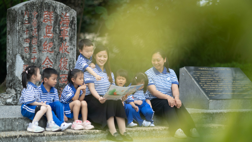 贾静雯一家为8岁波妞庆生,管家婆一码一肖资料大全水果,权威独家讨论与热门话题_视频版V4.37